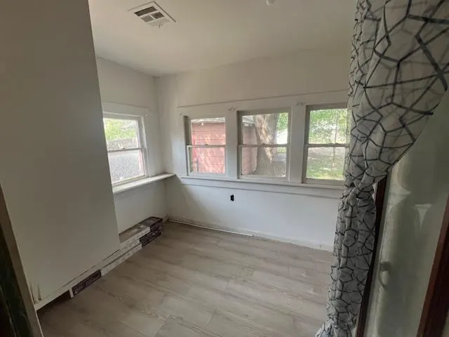 Photo 22 — 225 S Hill, Hobart, OK 73651