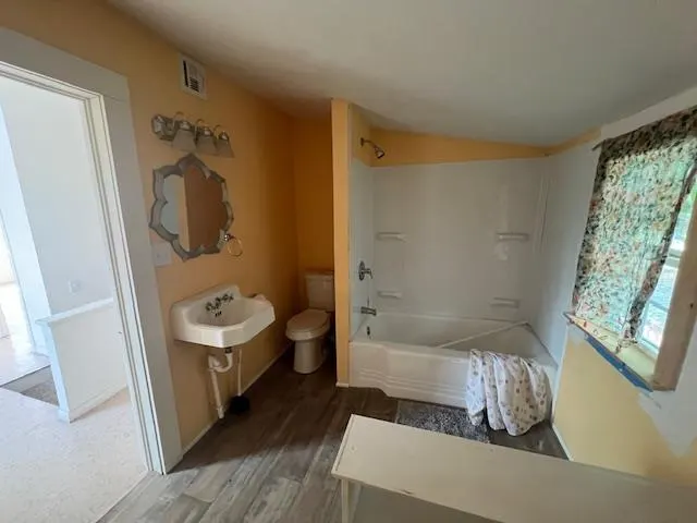 Photo 30 — 225 S Hill, Hobart, OK 73651