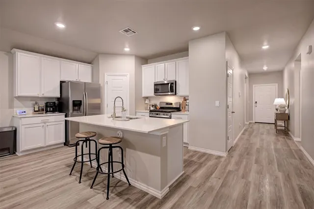 Photo 6 — 7505 NW 143rd Street, Oklahoma City, OK 73142
