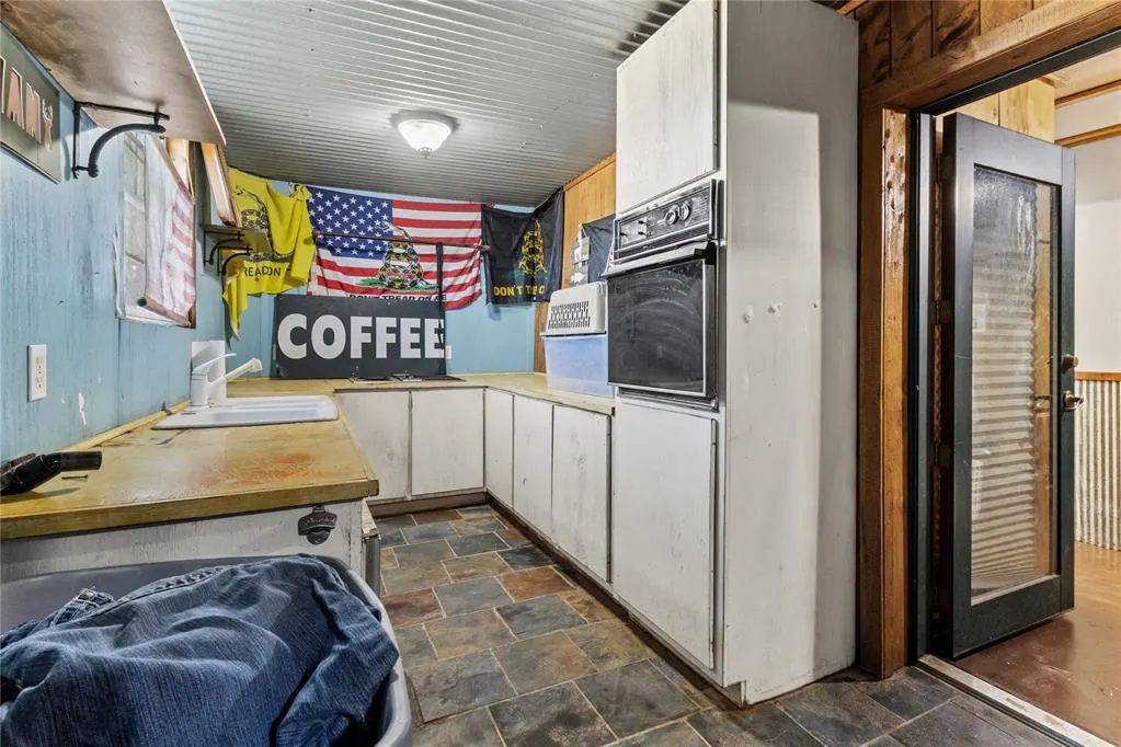 Photo 32 — 11655 Highway 60, Fairview, OK 73737
