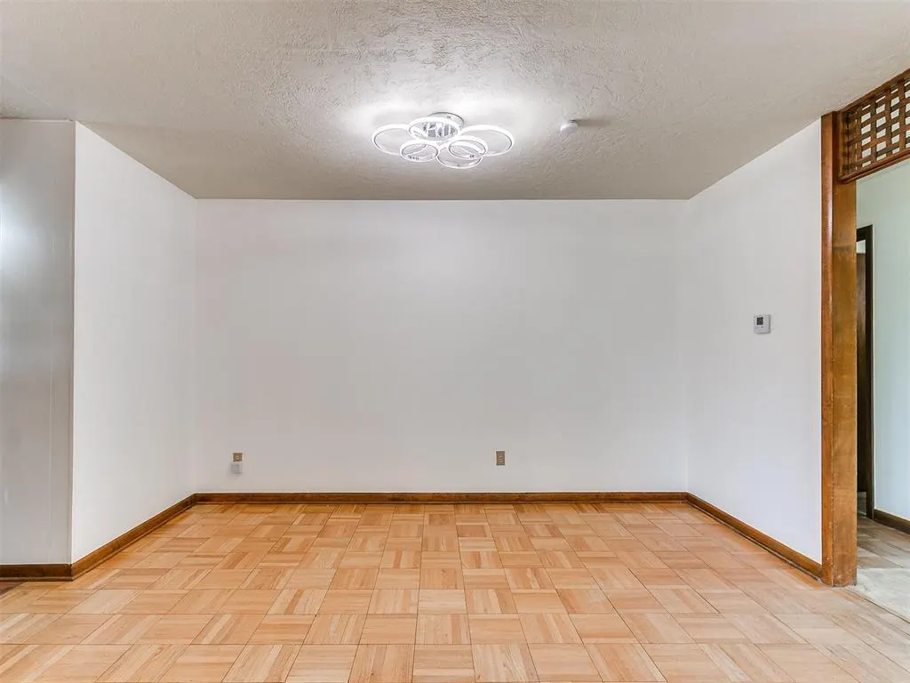 Photo 12 — 3575 Katherine Street, Choctaw, OK 73020