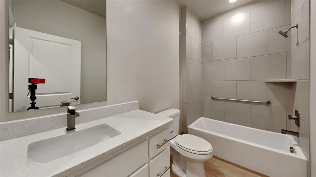 Photo 14 — 7005 Labelle Drive, Warr Acres, OK 73132
