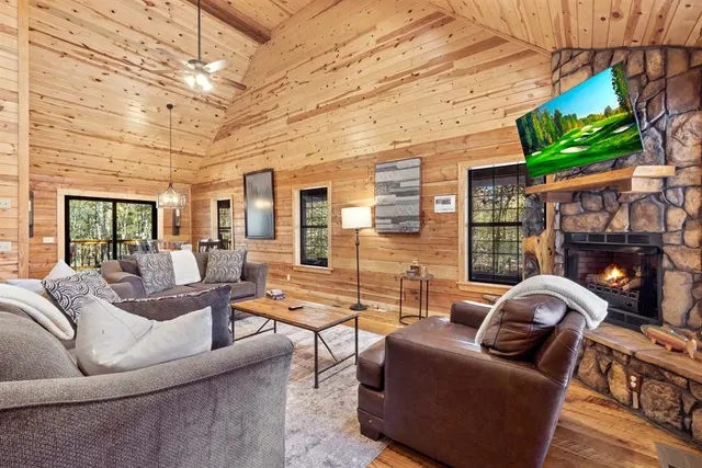 Photo 2 — 32 Fireside Land, Broken Bow, OK 74728