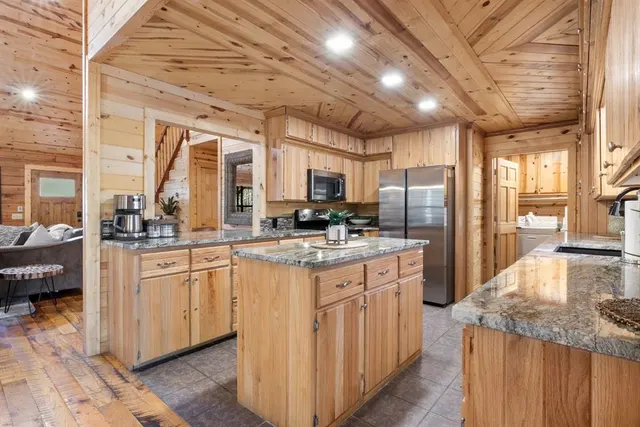 Photo 8 — 32 Fireside Land, Broken Bow, OK 74728