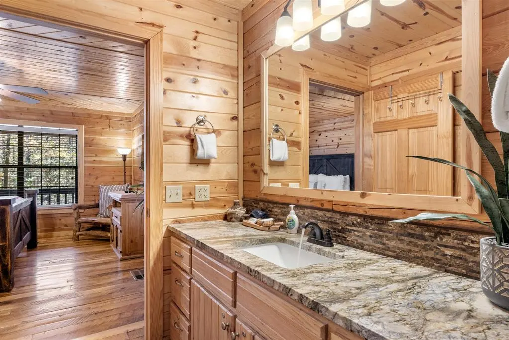 Photo 22 — 32 Fireside Land, Broken Bow, OK 74728