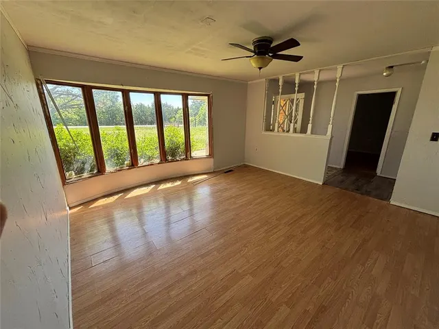 Photo 4 — 16056 S Watertower Road, Binger, OK 73009