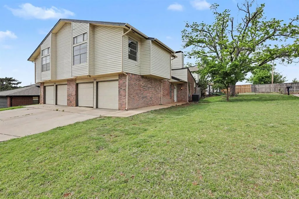 Front exterior — 7204 Edenborough Drive, Oklahoma City, OK 73132