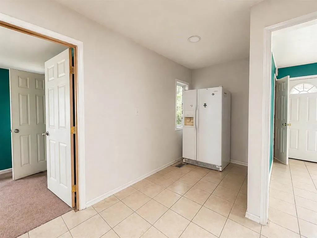 Photo 11 — 526 N 7th Street, Clinton, OK 73601