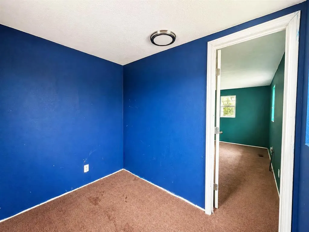 Photo 17 — 526 N 7th Street, Clinton, OK 73601