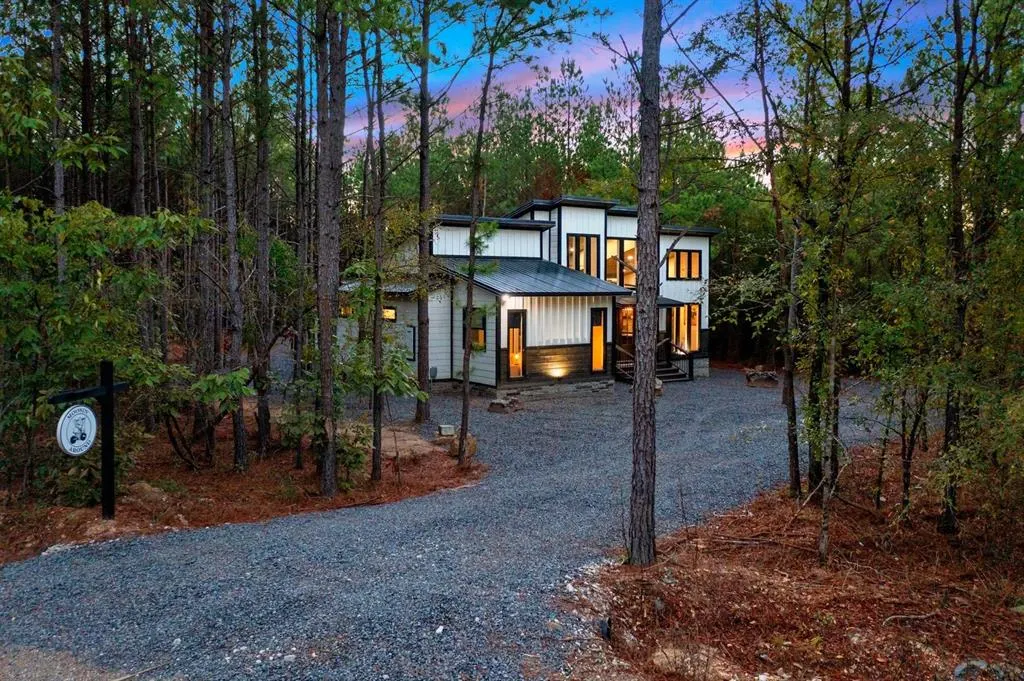 Photo 2 — 88 Bear Hickory Trail, Broken Bow, OK 74728