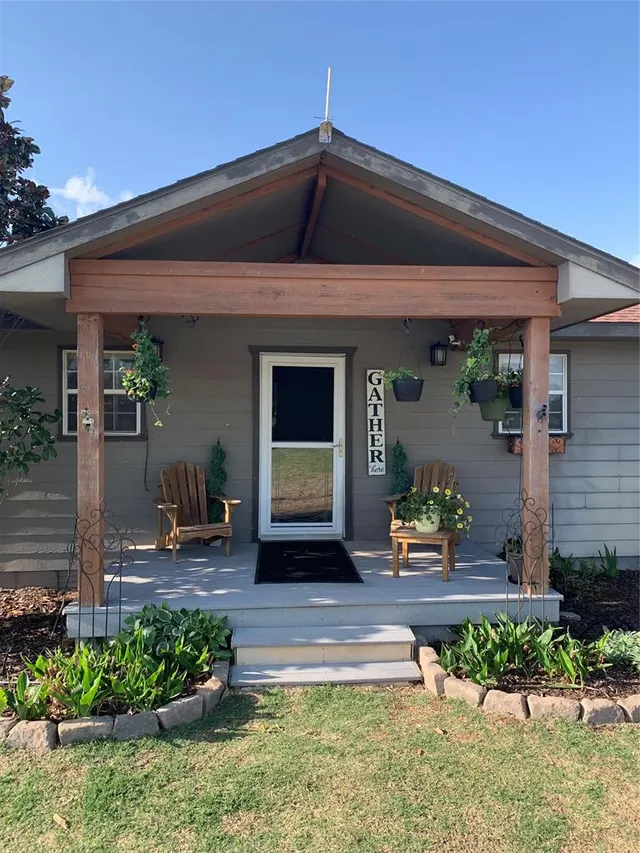 Front exterior — 11111 E Albert/Oney Avenue, Binger, OK 73009