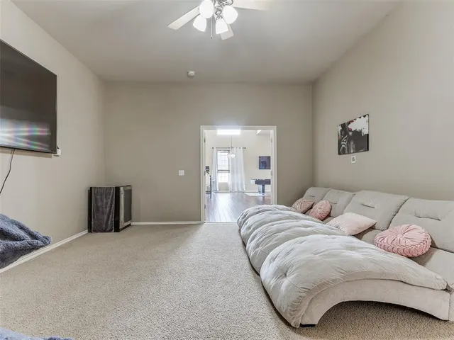 Photo 6 — 2047 Park Avenue, Newcastle, OK 73065