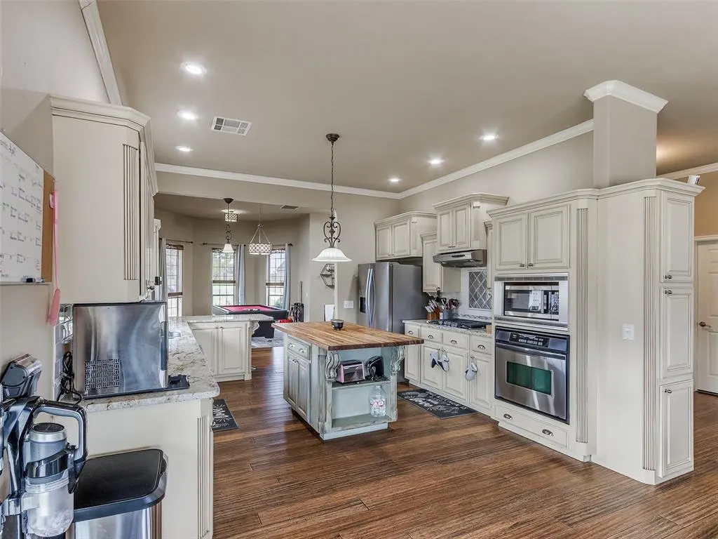 Photo 10 — 2047 Park Avenue, Newcastle, OK 73065