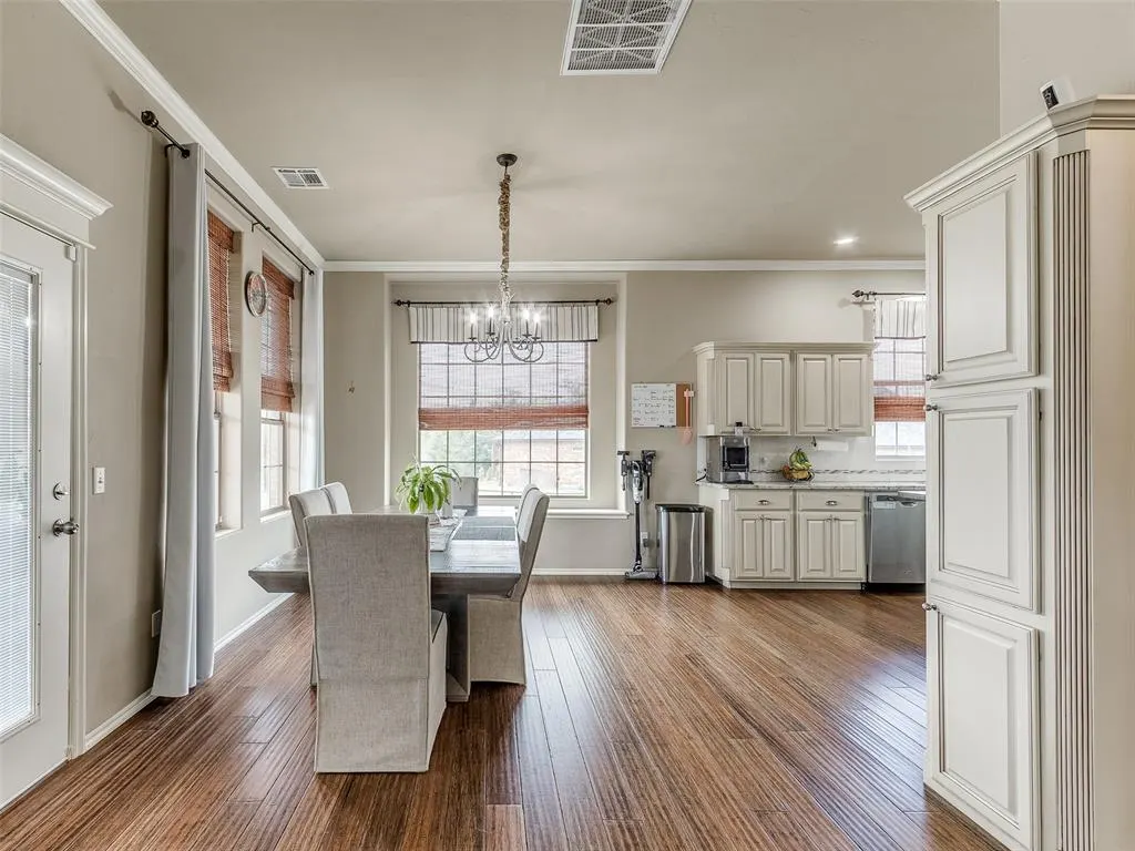 Photo 11 — 2047 Park Avenue, Newcastle, OK 73065
