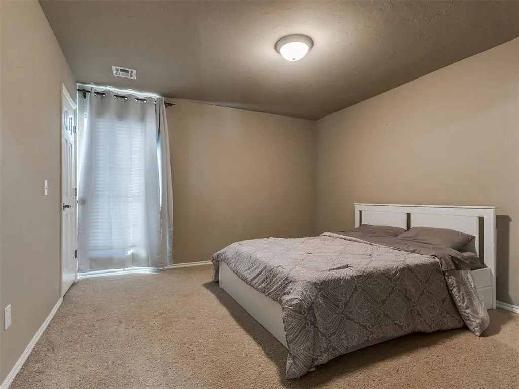 Photo 24 — 2047 Park Avenue, Newcastle, OK 73065