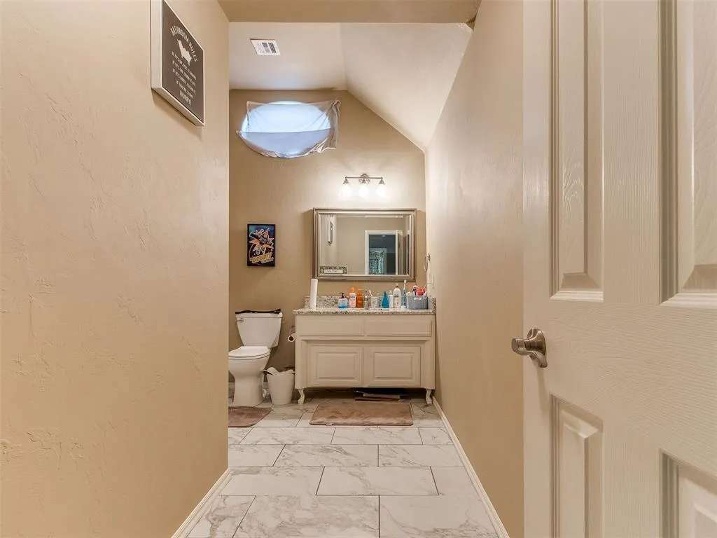 Photo 32 — 2047 Park Avenue, Newcastle, OK 73065