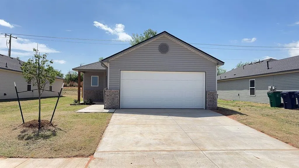 Front exterior — 12032 SW 36th Street, Mustang, OK 73064