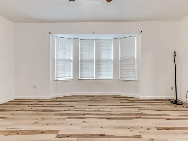 Photo 6 — 225 NW 80th Street, Oklahoma City, OK 73114