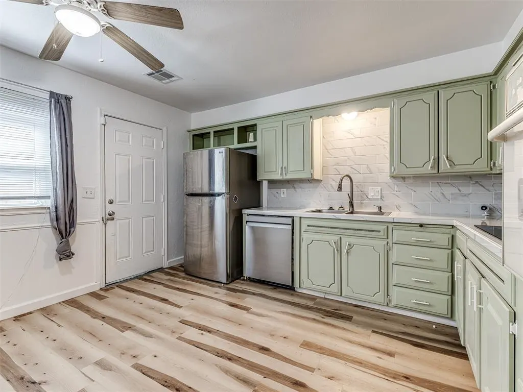 Photo 8 — 225 NW 80th Street, Oklahoma City, OK 73114