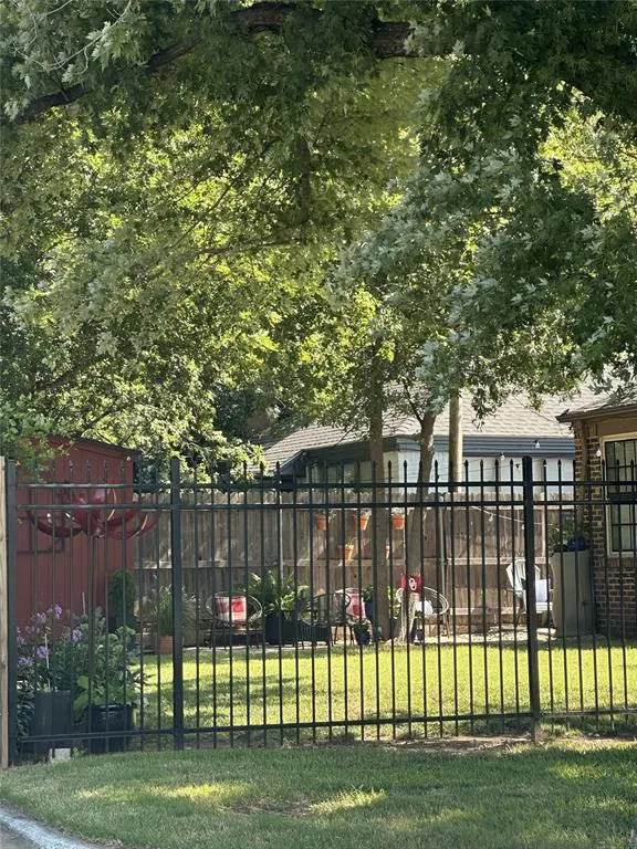 Photo 15 — 824 S Ponca Avenue, Norman, OK 73071