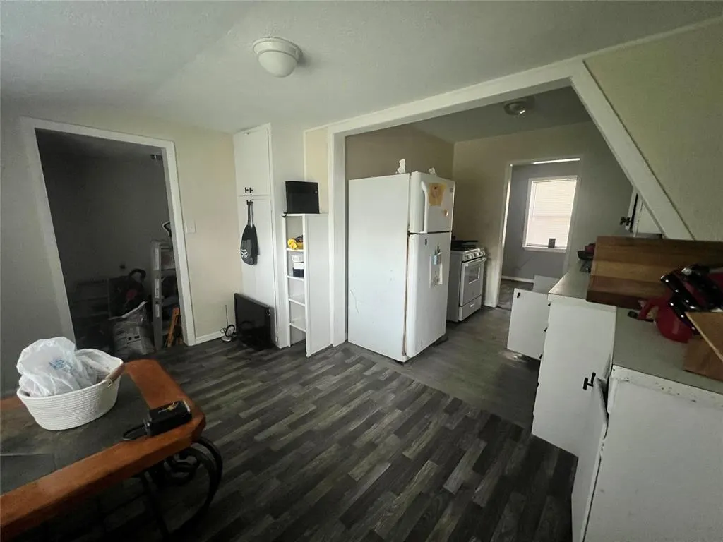 Photo 10 — 619 W Locust Street, Tecumseh, OK 74873