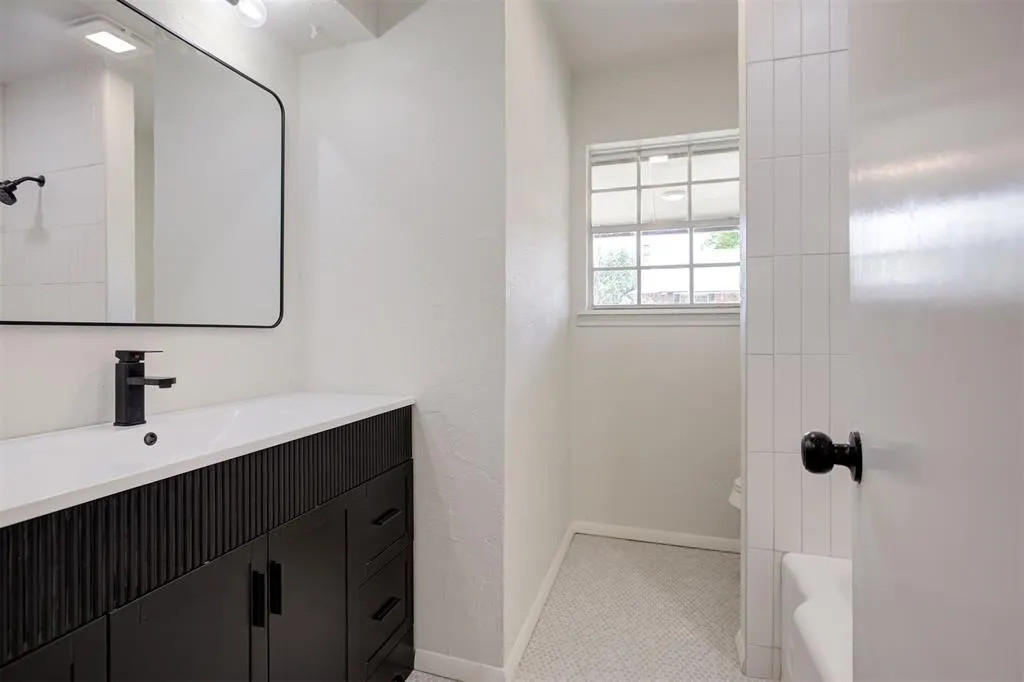 Photo 22 — 1801 Hardy Drive, Edmond, OK 73013