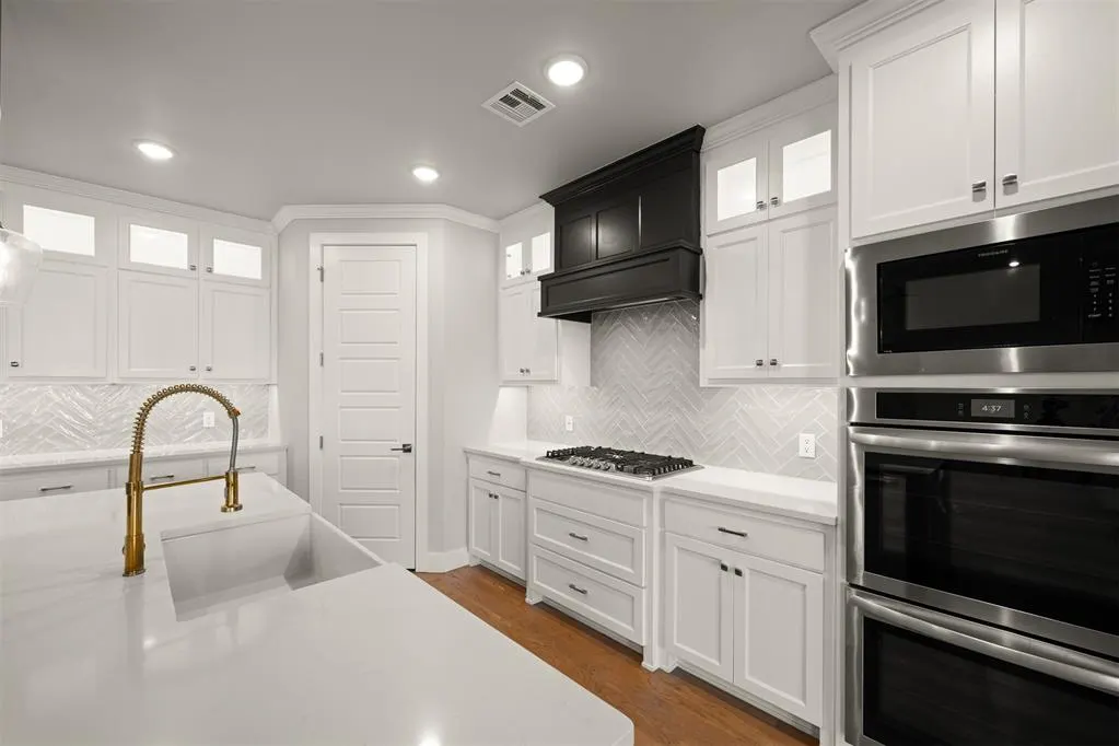 Photo 16 — 3452 Woodland Springs Drive, Norman, OK 73072