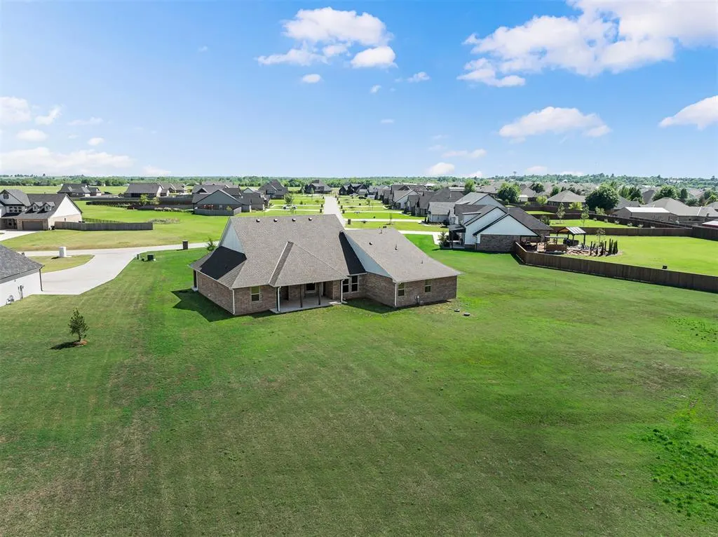 Photo 48 — 3452 Woodland Springs Drive, Norman, OK 73072