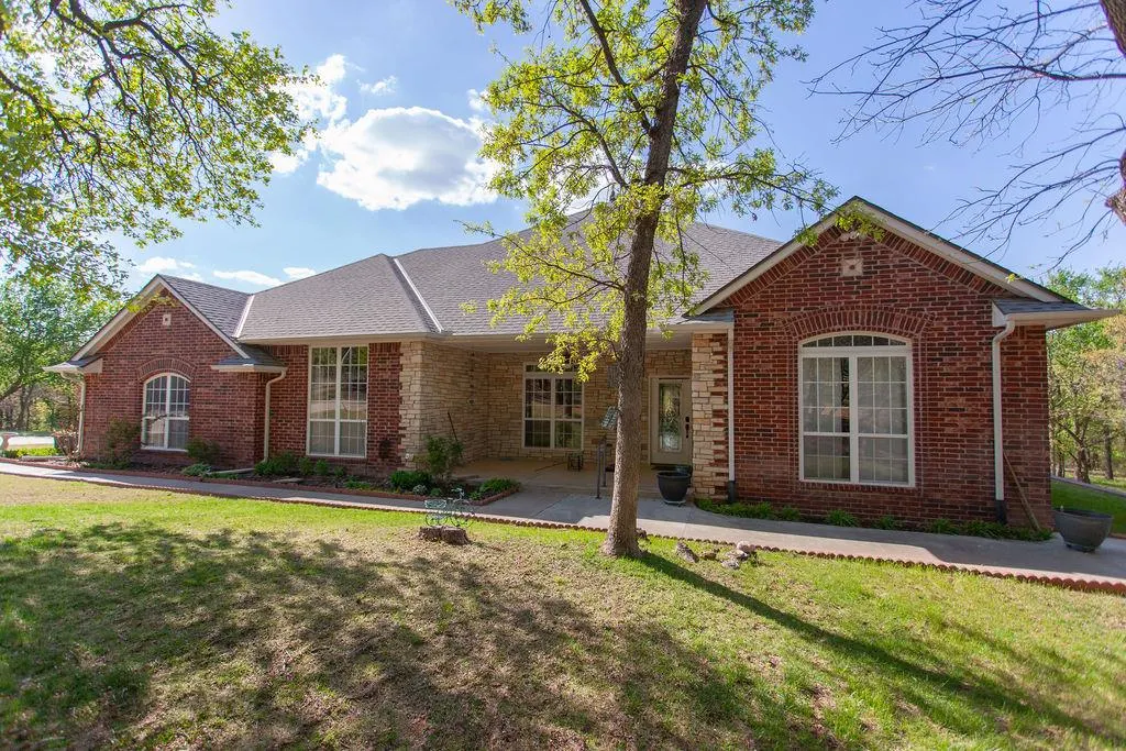 Front exterior — 14901 NW Sharon Springs Drive, Jones, OK 73049