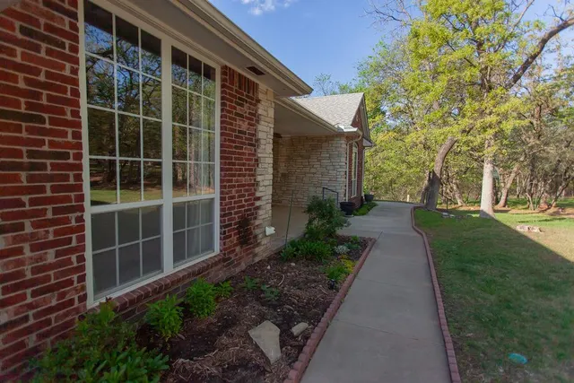 Photo 3 — 14901 NW Sharon Springs Drive, Jones, OK 73049