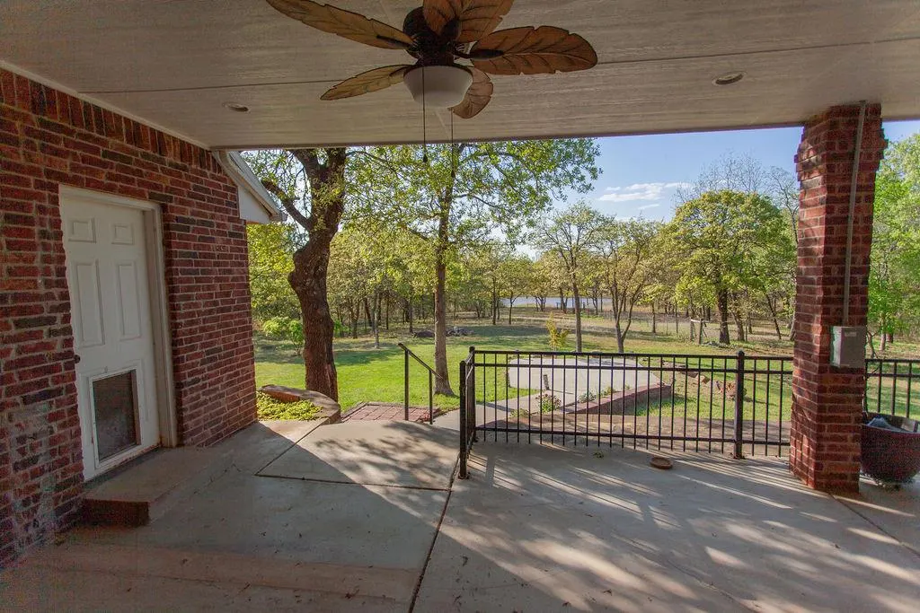 Photo 11 — 14901 NW Sharon Springs Drive, Jones, OK 73049