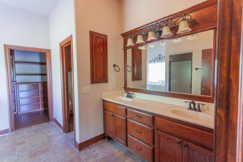 Photo 22 — 14901 NW Sharon Springs Drive, Jones, OK 73049
