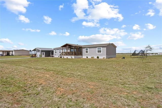Front exterior — 130 Hydro Hills Road, Hydro, OK 73048