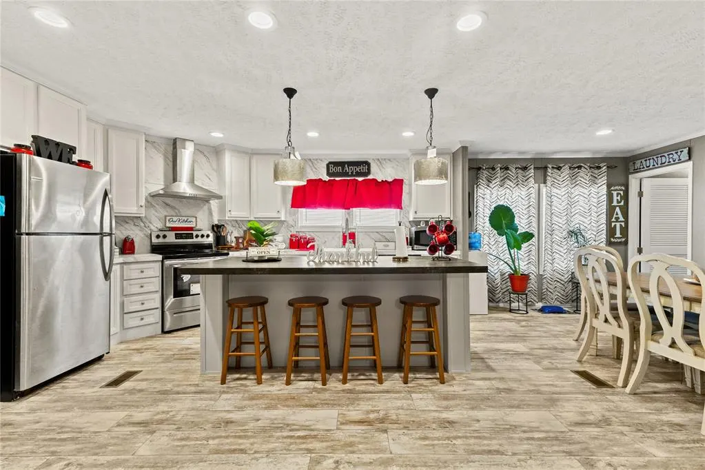 Photo 10 — 130 Hydro Hills Road, Hydro, OK 73048