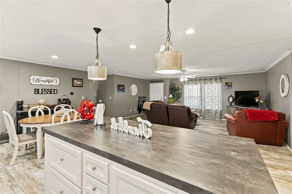Photo 12 — 130 Hydro Hills Road, Hydro, OK 73048