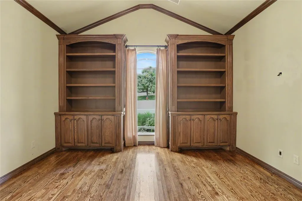 Photo 14 — 2304 Hanover Lane, Edmond, OK 73034