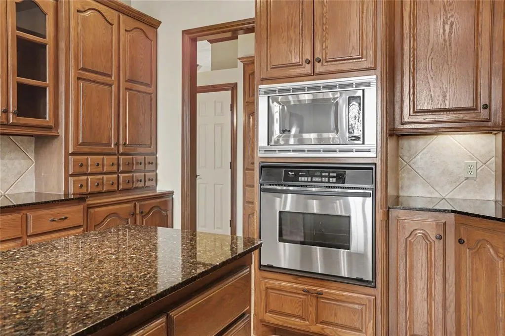 Photo 20 — 2304 Hanover Lane, Edmond, OK 73034