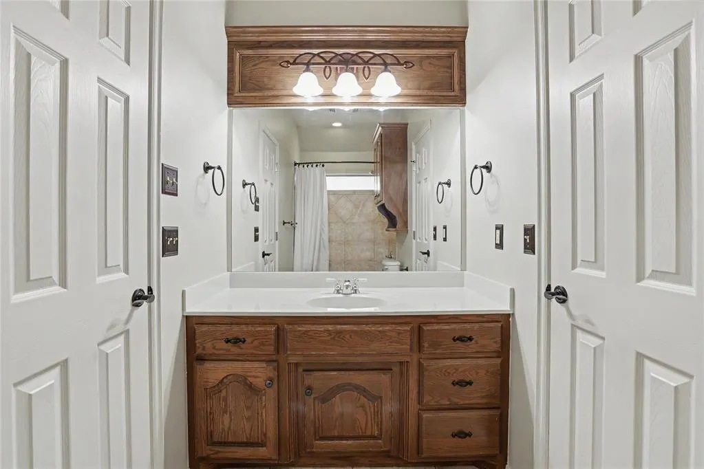 Photo 33 — 2304 Hanover Lane, Edmond, OK 73034
