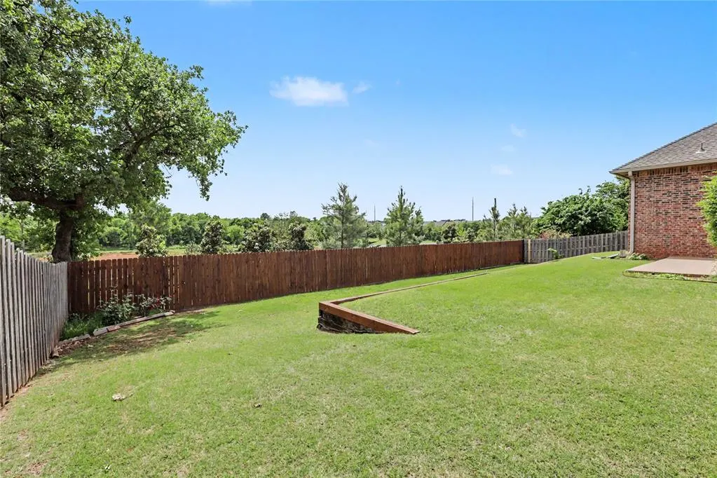 Photo 41 — 2304 Hanover Lane, Edmond, OK 73034