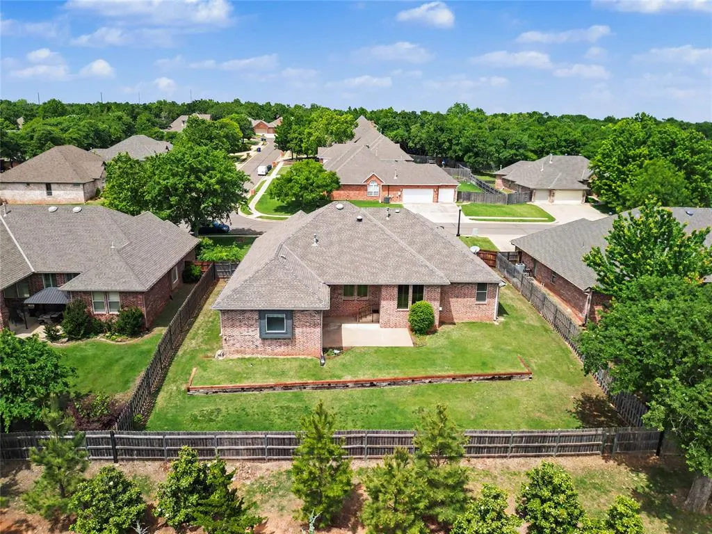 Photo 42 — 2304 Hanover Lane, Edmond, OK 73034