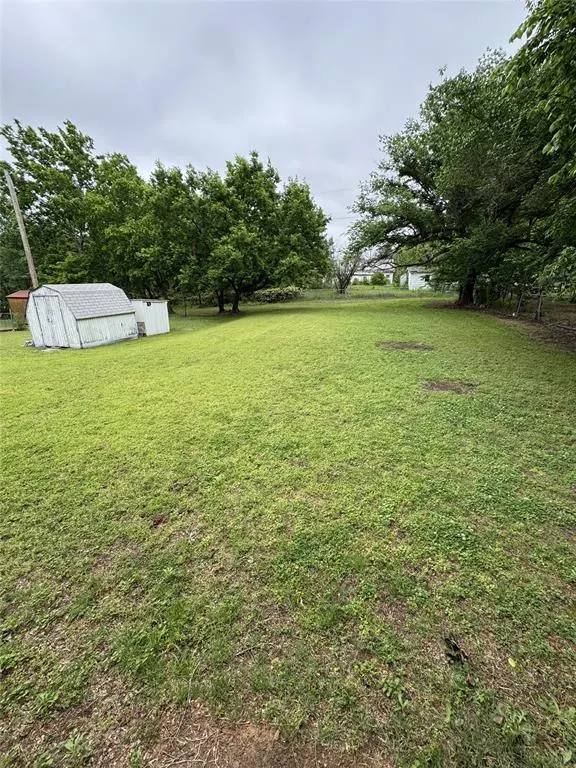 Photo 13 — 818 N Cleason Avenue, Davenport, OK 74026
