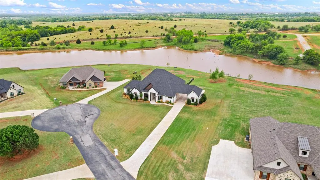 Photo 2 — 2182 County Street 2945, Blanchard, OK 73010