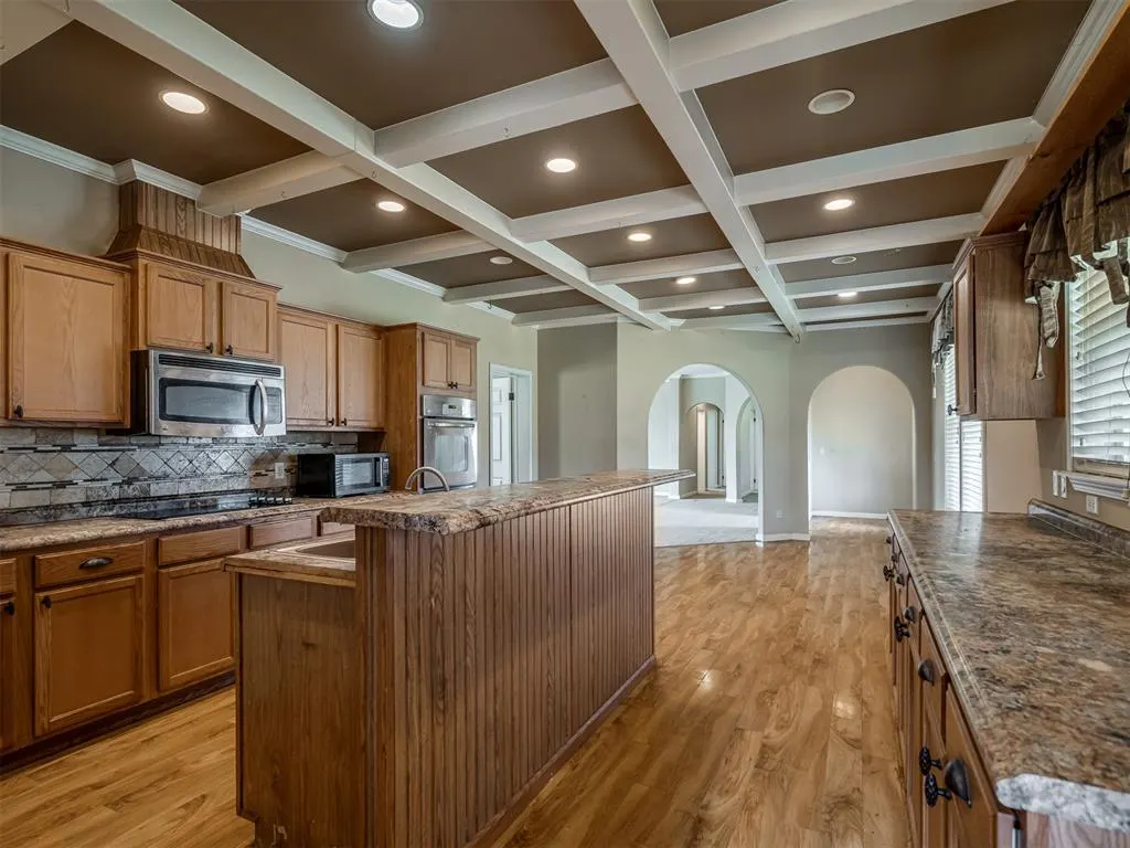 Photo 14 — 4124 E Horseshoe Lane, Moore, OK 73160