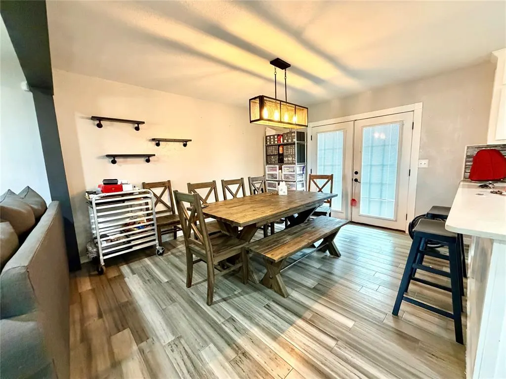 Photo 2 — 228 Beard Drive, Oklahoma City, OK 73110