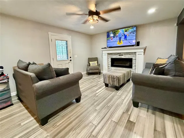 Photo 3 — 228 Beard Drive, Oklahoma City, OK 73110