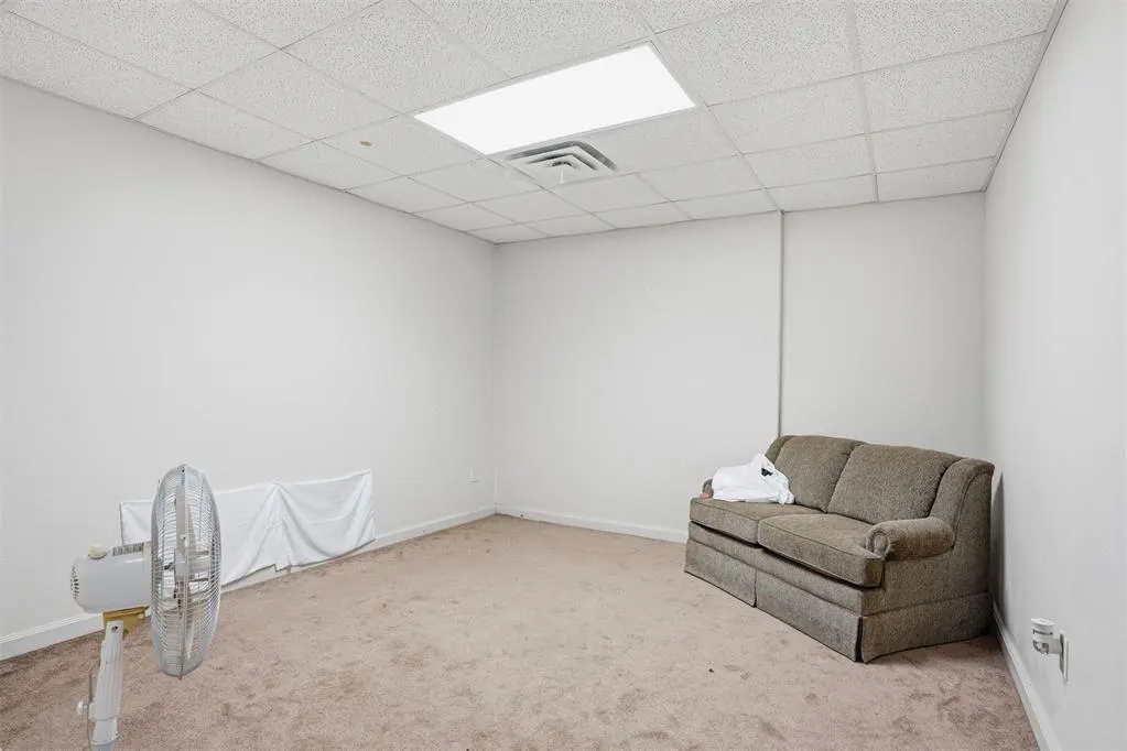 Photo 36 — 129 S Oklahoma Avenue, Mangum, OK 73554