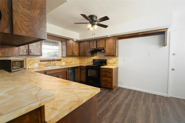 Photo 6 — 946 Freeland Drive, Enid, OK 73701