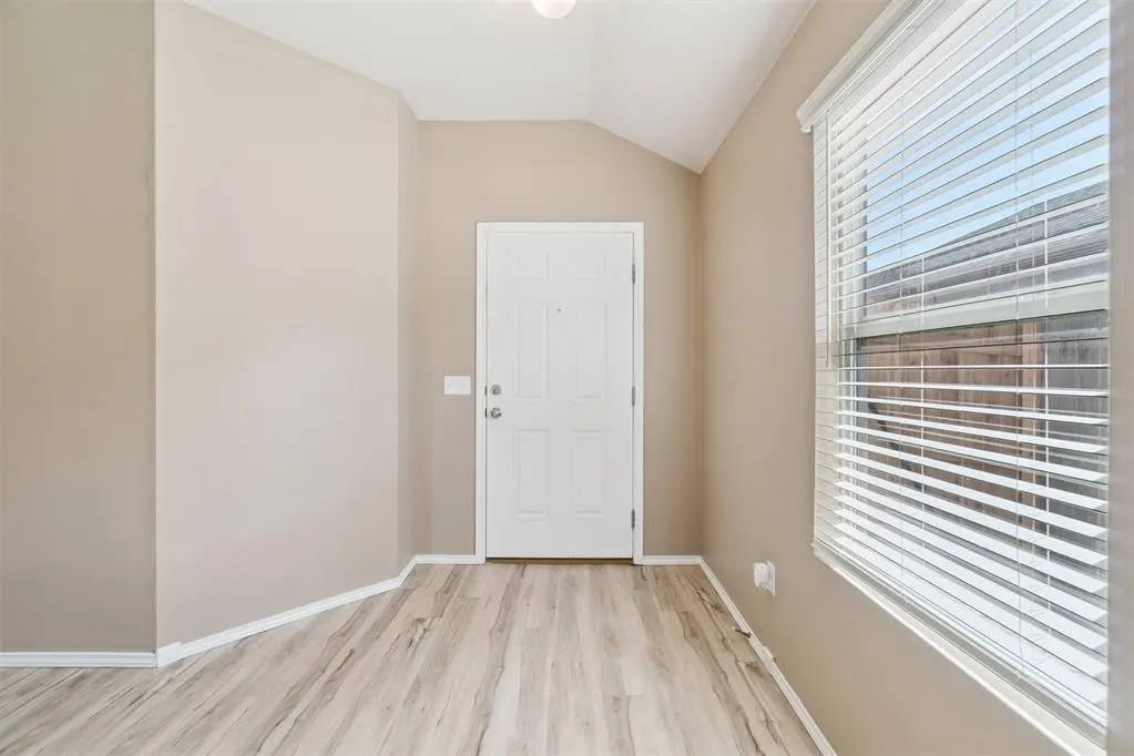 Photo 4 — 1821 Hannah Lane, Oklahoma City, OK 73127