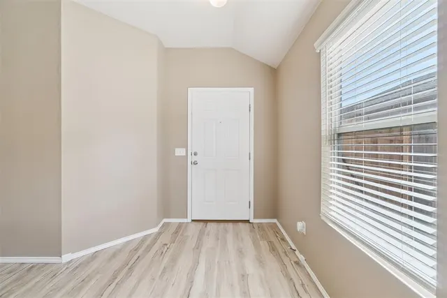 Photo 4 — 1821 Hannah Lane, Oklahoma City, OK 73127