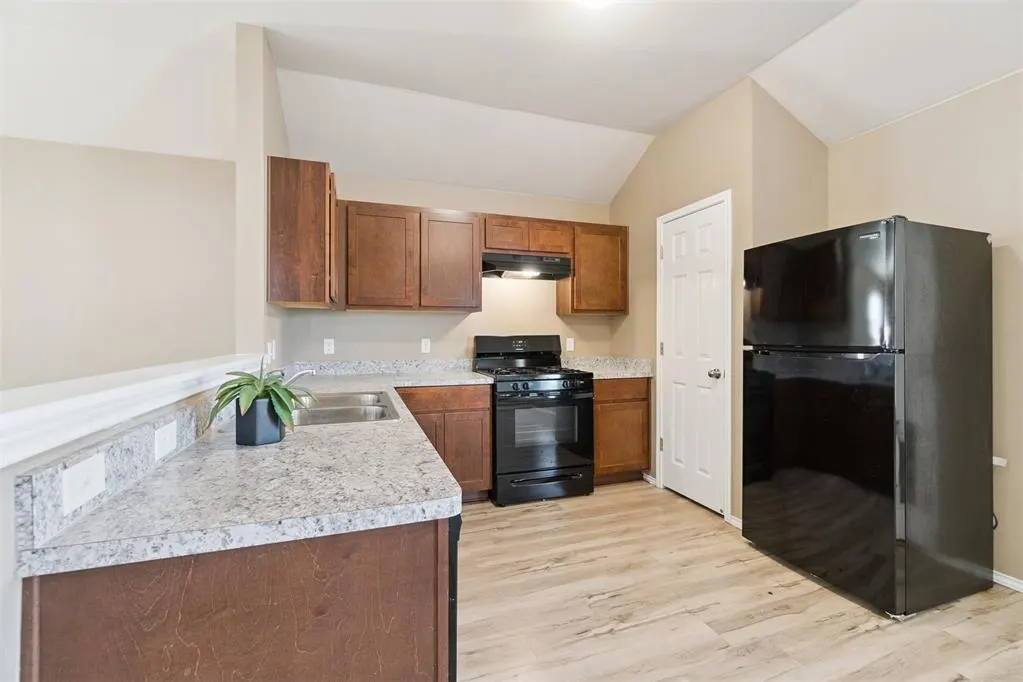 Photo 13 — 1821 Hannah Lane, Oklahoma City, OK 73127